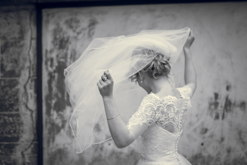 Весілля, молода